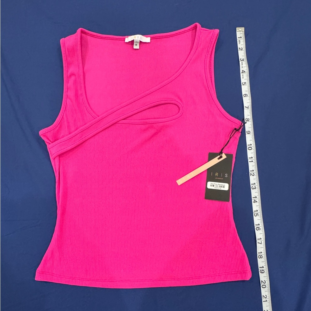 NWT Iris‎ Women's Medium Pink Tank Top